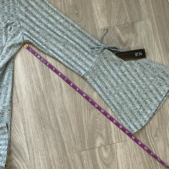 AGB Greyish Blue Bell Sleeve Blouse - Picture 11 of 12